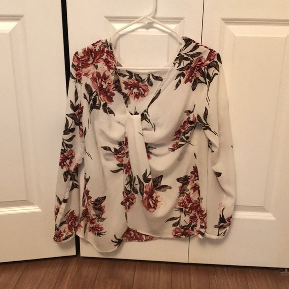 Chandail - Picture 2 of 2